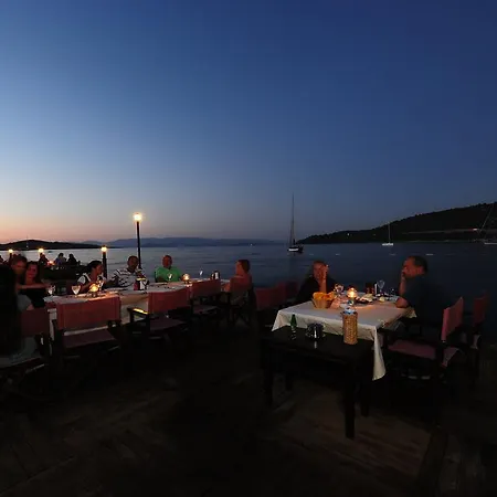 Konukevi Maritim *